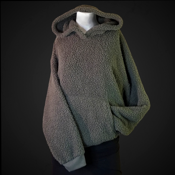 American Eagle Outfitters Sweaters - American Eagle Green Fuzzy Sweater Hoodie  Medium
